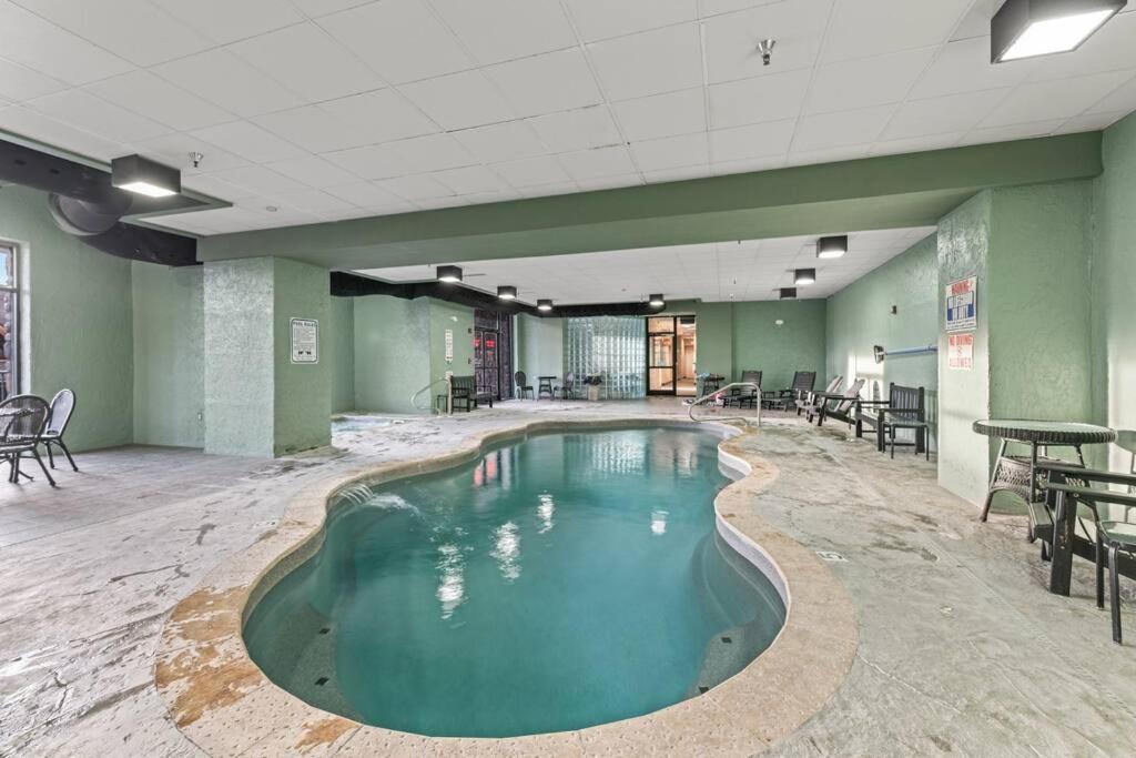 Cozy Cabin In The Smokies!!! Fully Furnished And Complete With Community Indoor And Outdoor Pools And Spas, Game And Fitness Rooms As Well As A Private Hot Tub Pigeon Forge Εξωτερικό φωτογραφία